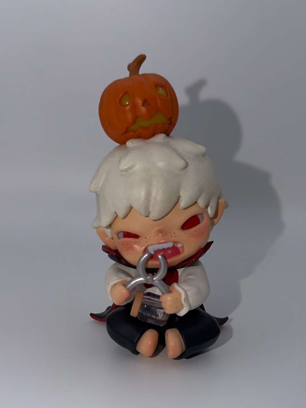 POP MART Hirono Halloween Figurine Pumpkin Hat Vampire Style Figure